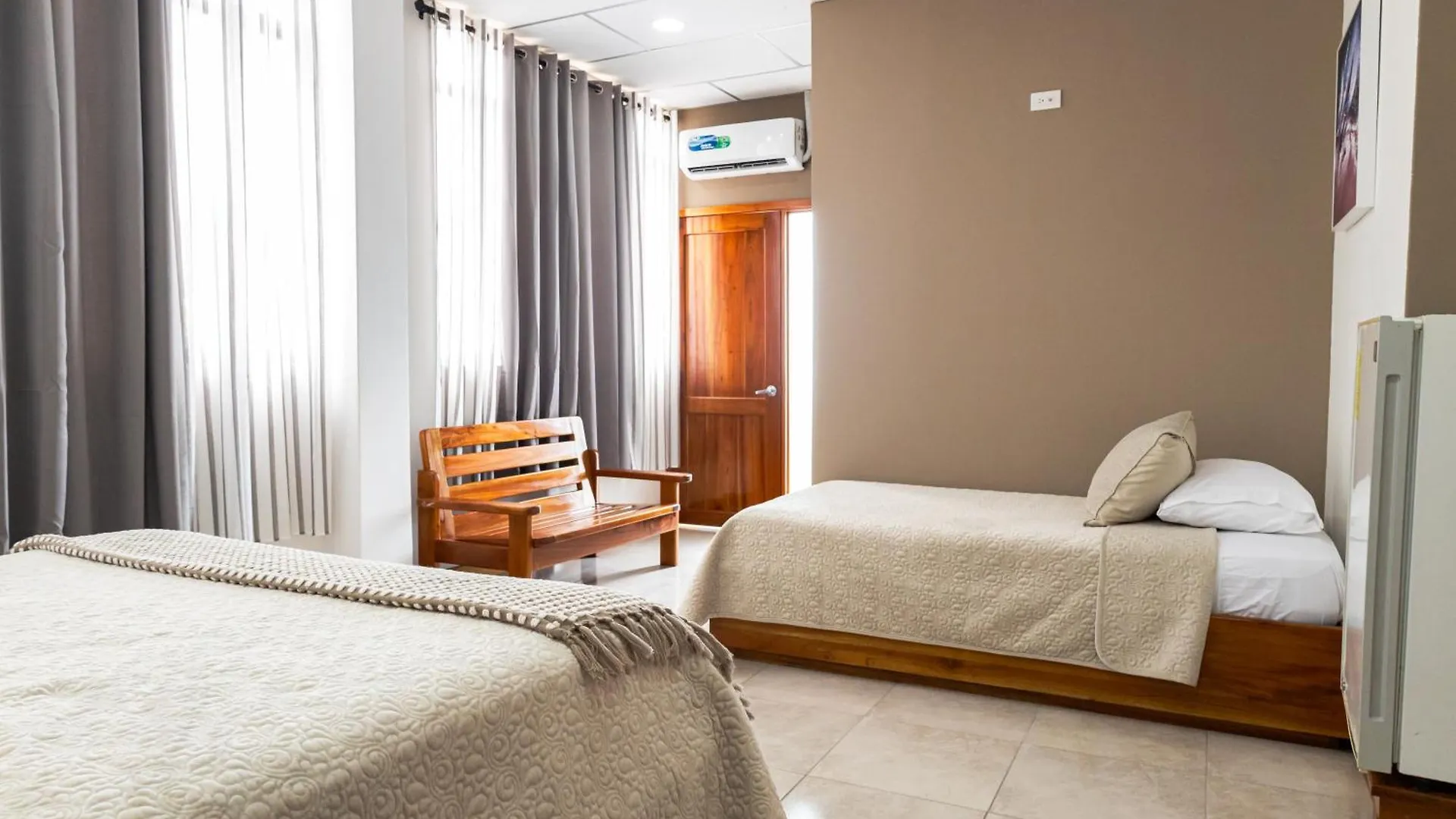 Hotel Ayre By Baltra Puerto Ayora  Ecuador